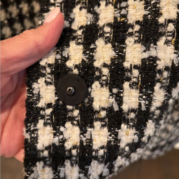 ALICE +OLIVIA Corwin Jacket - Picture 10 of 15